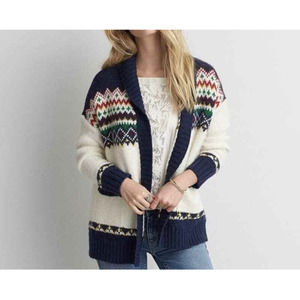 American Eagle Fair Isle Cardigan Chunky Knit Medium Cream Navy Pockets XS